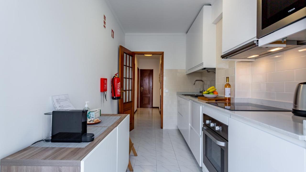 Bright 1Bdr Apartment W/Balcony By Lovelystay Vila Real de Santo Antonio Luaran gambar